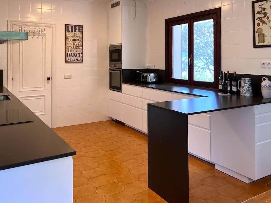 Villa Playa Cabanas Tal Eksteriør billede